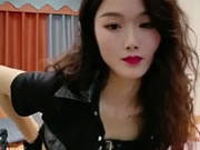 極品熟女嫵媚主播 吹小泡泡 騷舞